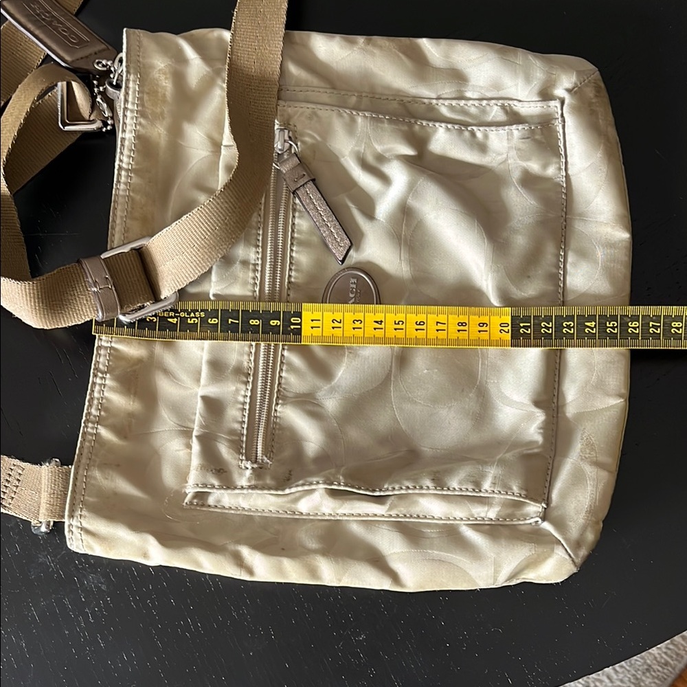 Coach Beige Crossbody Bag with Front Pocket - Picture 3 of 4